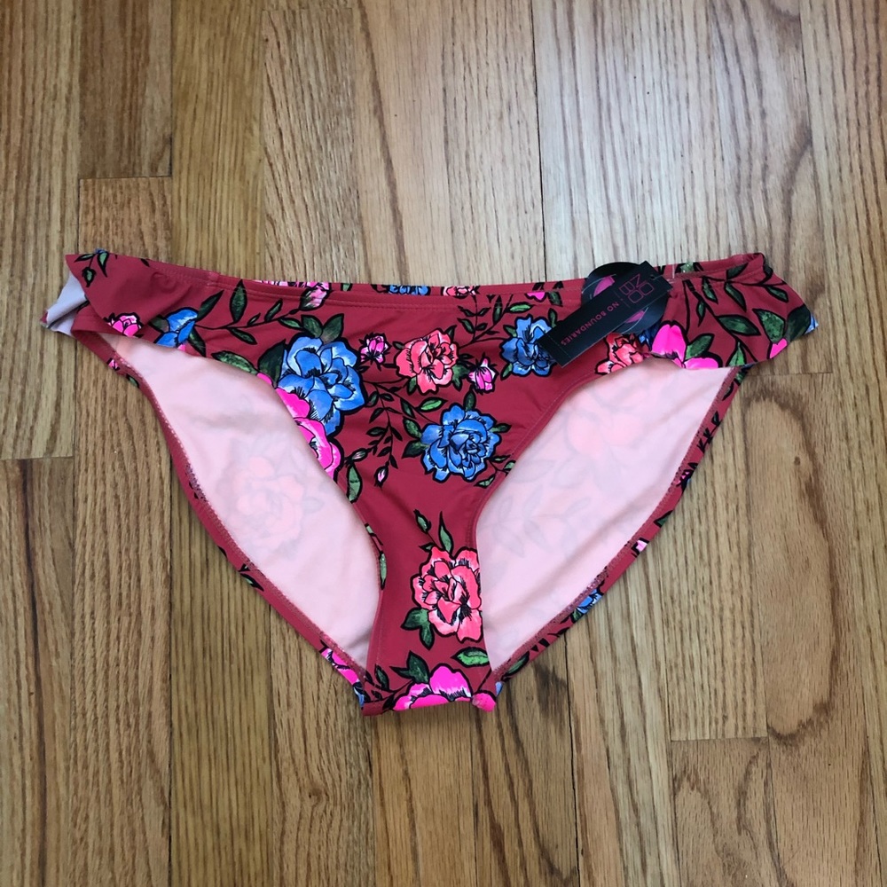 Bikini Bottoms BNWT Large